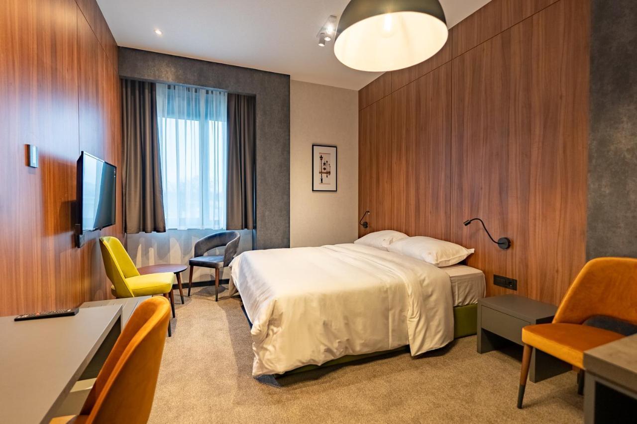 Hotel Element Нови-Сад Экстерьер фото